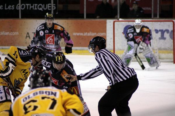 Amiens  4 - 2 Rouen