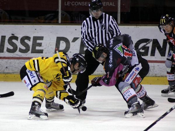 Amiens  4 - 2 Rouen