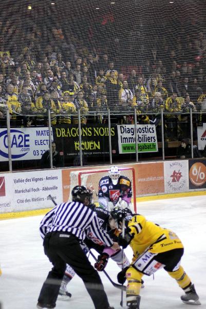 Amiens  4 - 2 Rouen