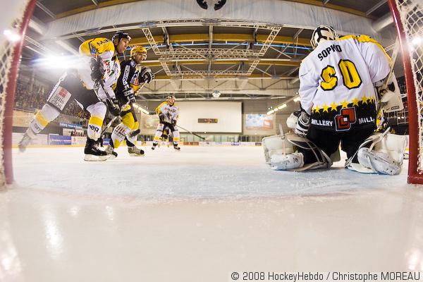 Strasbourg  1 - 4 Rouen