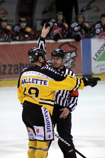 Amiens  4 - 2 Rouen