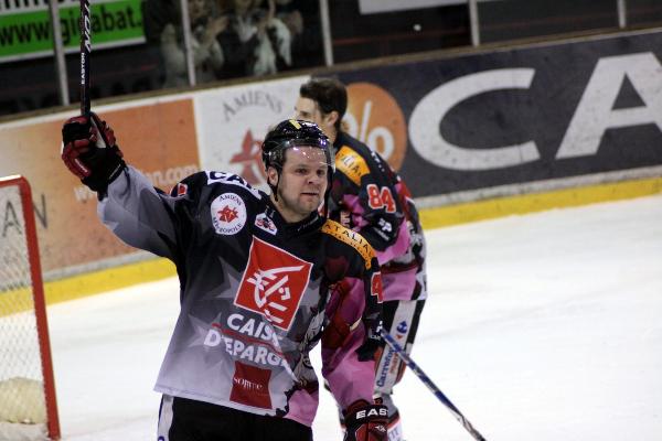 Amiens  4 - 2 Rouen