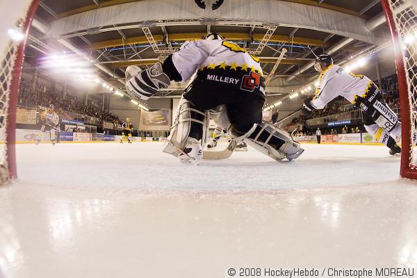 Strasbourg  1 - 4 Rouen