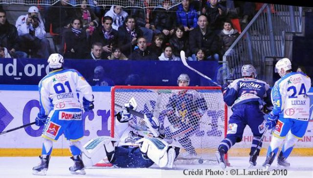 Photo hockey match Grenoble  - Gap  le 11/12/2010