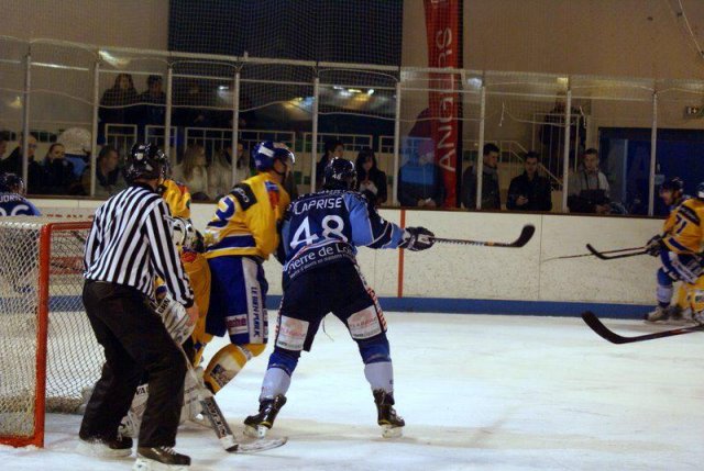 Photo hockey match Angers  - Dijon  le 11/12/2010