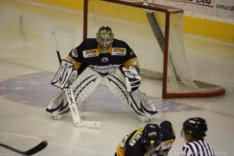 Chamonix  5 - 4 Strasbourg 