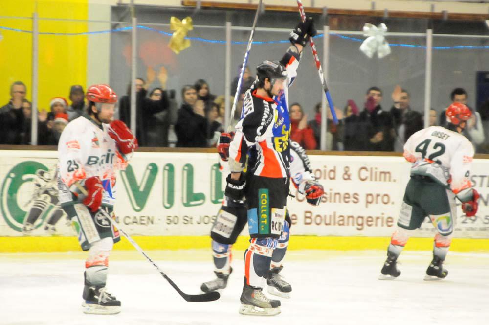 Caen  5 - 2 Mont-Blanc