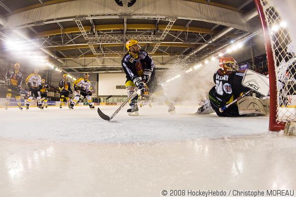 Strasbourg  1 - 4 Rouen
