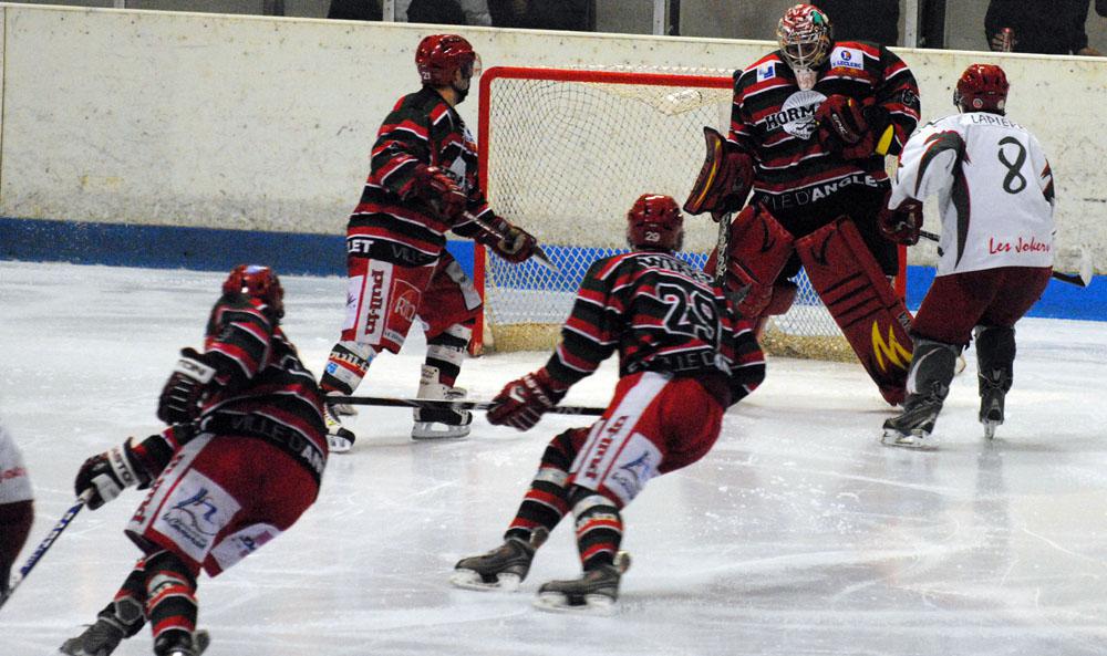 Anglet 9 - 0 Cergy-Pontoise