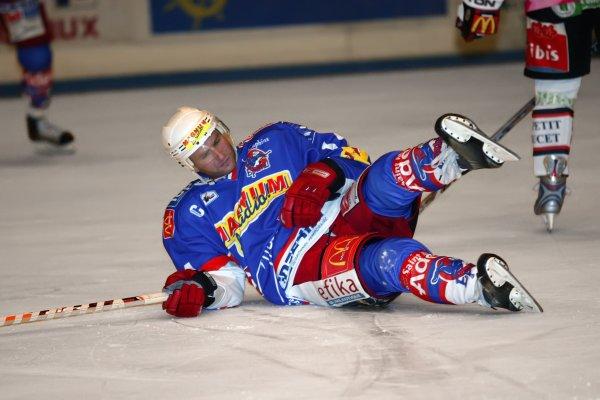 Epinal  4 - 6 Amiens 