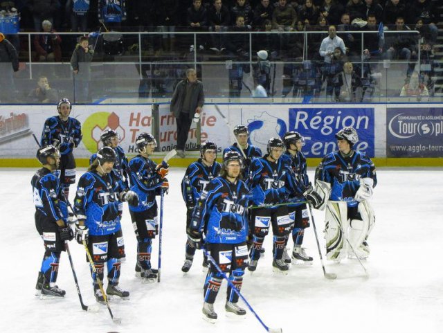 Photo hockey match Tours  - Limoges le 11/12/2010