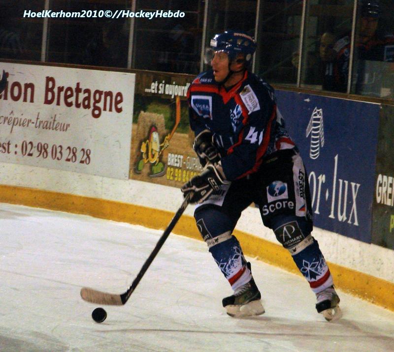 Brest  4 - 5 Angers 