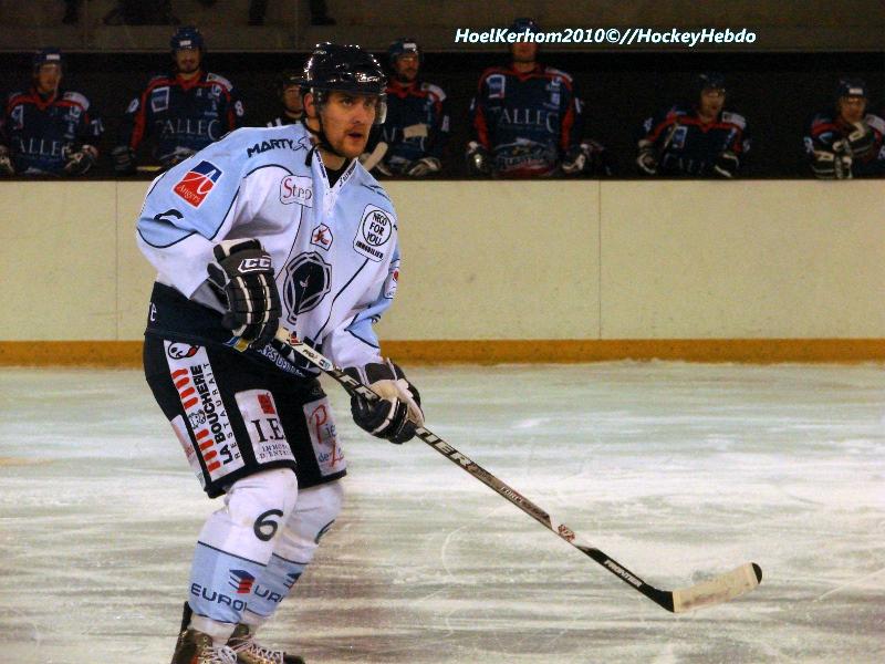 Brest  4 - 5 Angers 