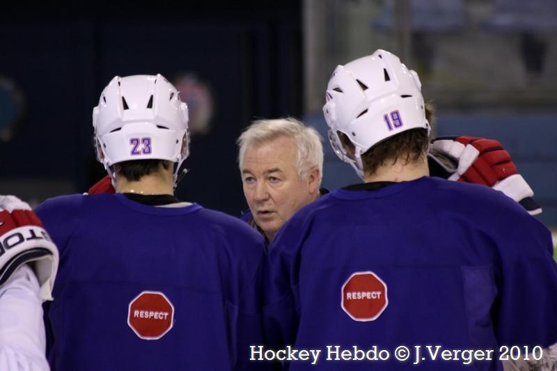 les bleus s'échauffent! — Reportage