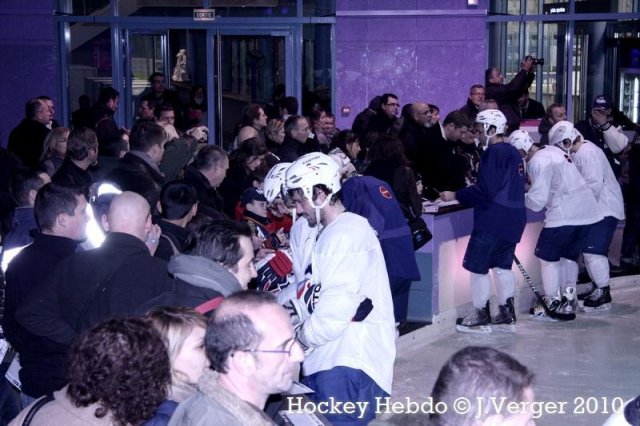 Photo hockey reportage les bleus s'échauffent!