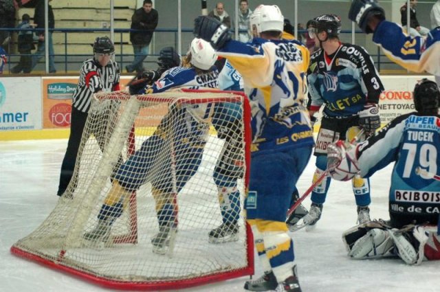 Photo hockey match Caen  - Chamonix  le 08/03/2008