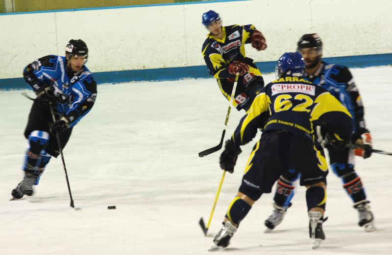 Limoges 5 - 4 Tours 