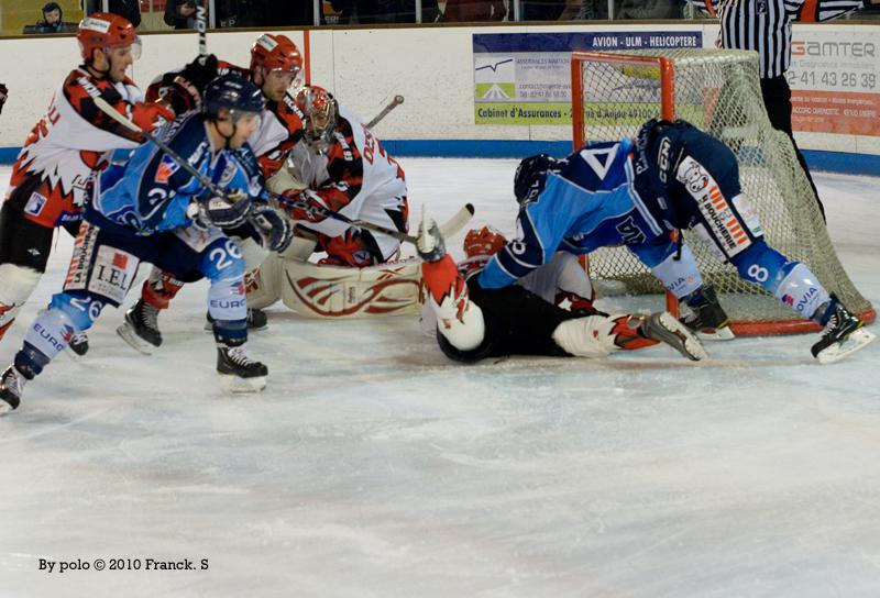 Angers  5 - 2 Neuilly/Marne