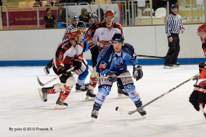 Angers  5 - 2 Neuilly/Marne