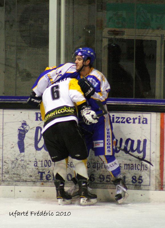 Villard-de-Lans 2 - 6 Strasbourg 