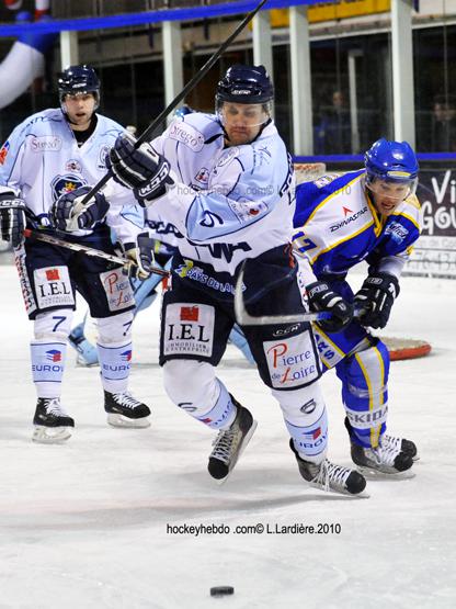 Villard-de-Lans 1 - 4 Angers 