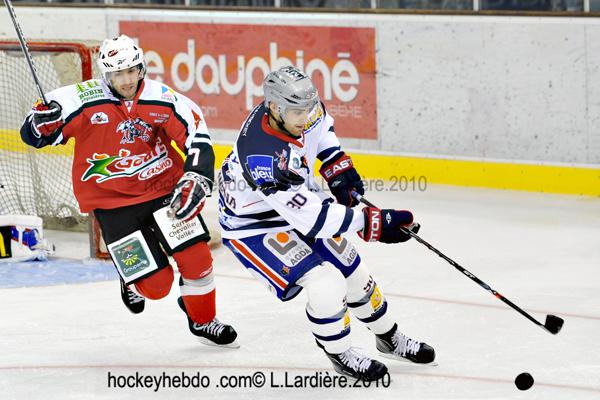Briançon  3 - 4 Grenoble 