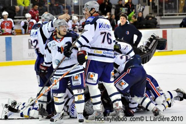 Photo hockey match Briançon  - Grenoble  le 29/12/2010