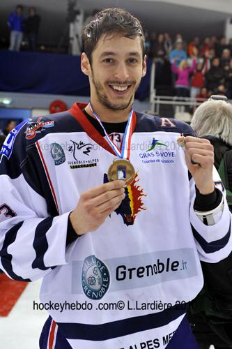 Briançon  3 - 4 Grenoble 