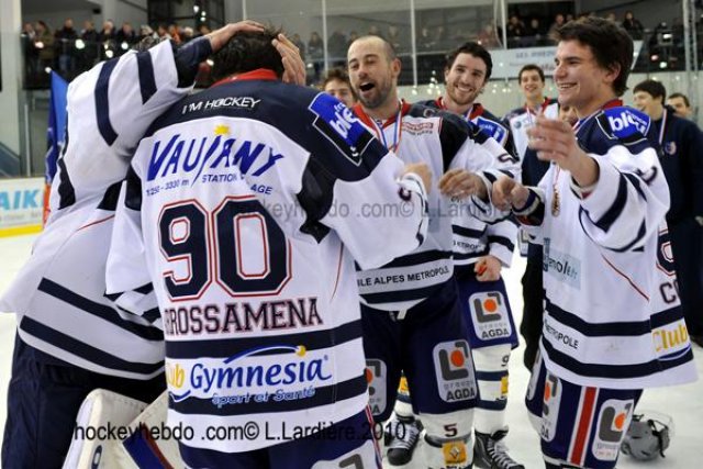 Photo hockey match Briançon  - Grenoble  le 29/12/2010