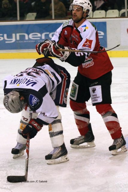 Photo hockey match Briançon  - Grenoble  le 29/12/2010