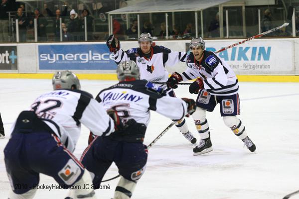 Briançon  3 - 4 Grenoble 