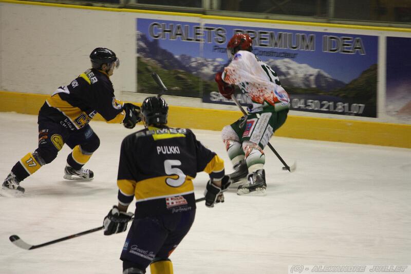 Chamonix  3 - 2 Mont-Blanc