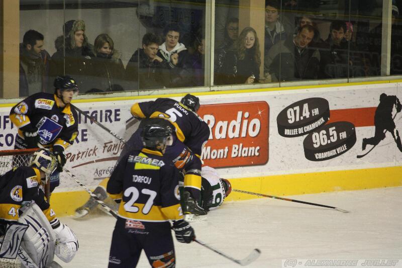 Chamonix  3 - 2 Mont-Blanc