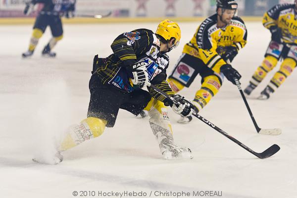 Strasbourg  2 - 3 Rouen