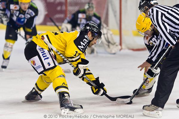 Strasbourg  2 - 3 Rouen