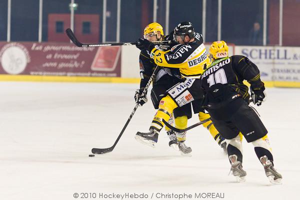 Strasbourg  2 - 3 Rouen