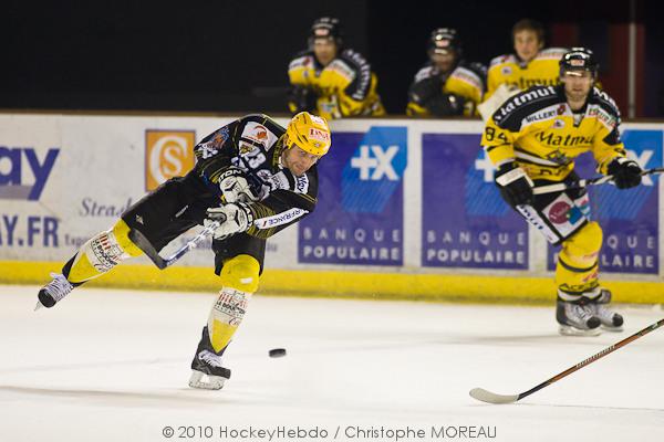 Strasbourg  2 - 3 Rouen