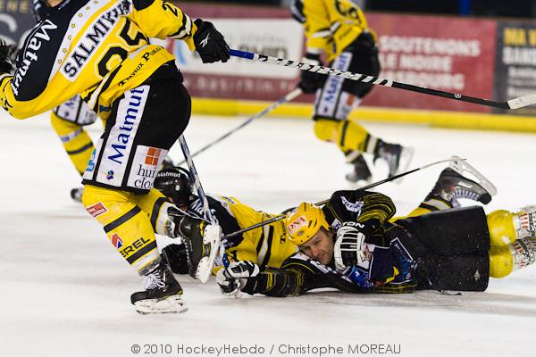 Strasbourg  2 - 3 Rouen