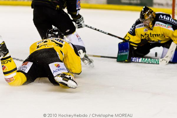Strasbourg  2 - 3 Rouen