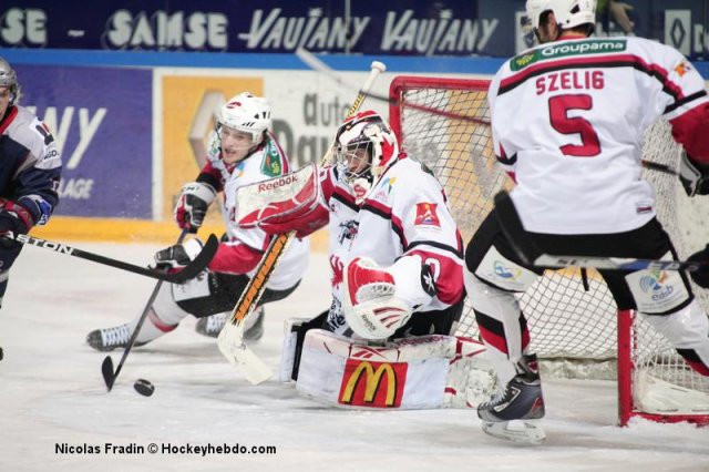 Photo hockey match Grenoble  - Briançon  le 04/01/2011