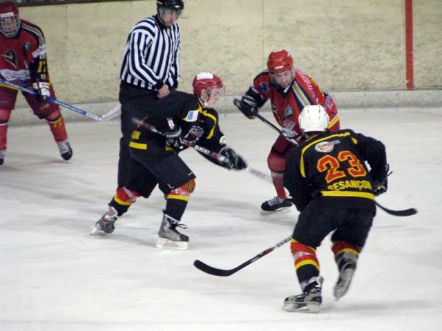 Photo hockey match Besançon - Morzine-Avoriaz II le 08/01/2011