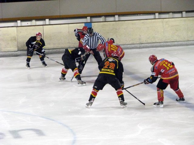 Photo hockey match Besançon - Morzine-Avoriaz II le 08/01/2011
