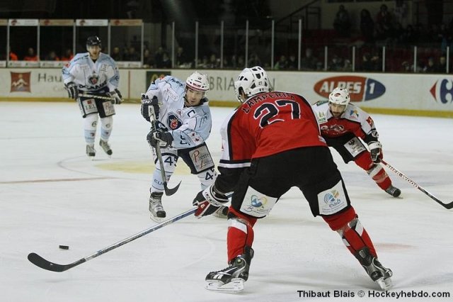 Photo hockey match Briançon  - Angers  le 08/01/2011