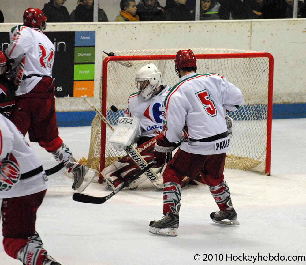 Anglet 6 - 3 Courbevoie 