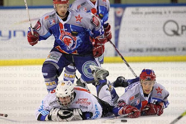 Photo hockey match Lyon - Courchevel-Méribel-Pralognan le 08/01/2011