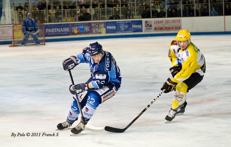 Angers  4 - 1 Strasbourg 