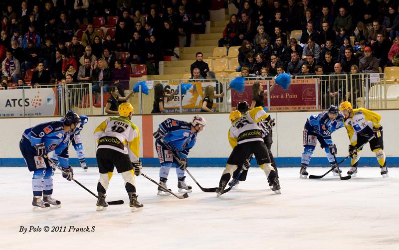 Angers  4 - 1 Strasbourg 