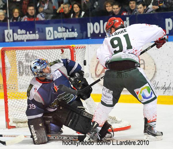 Grenoble  3 - 2 Mont-Blanc