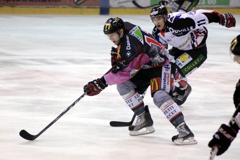 Amiens  8 - 2 Caen 