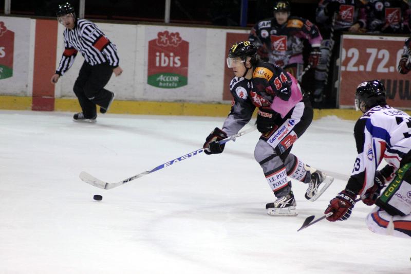 Amiens  8 - 2 Caen 